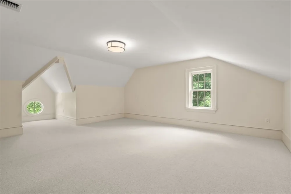 300 Glen Rd, Weston, MA 02493