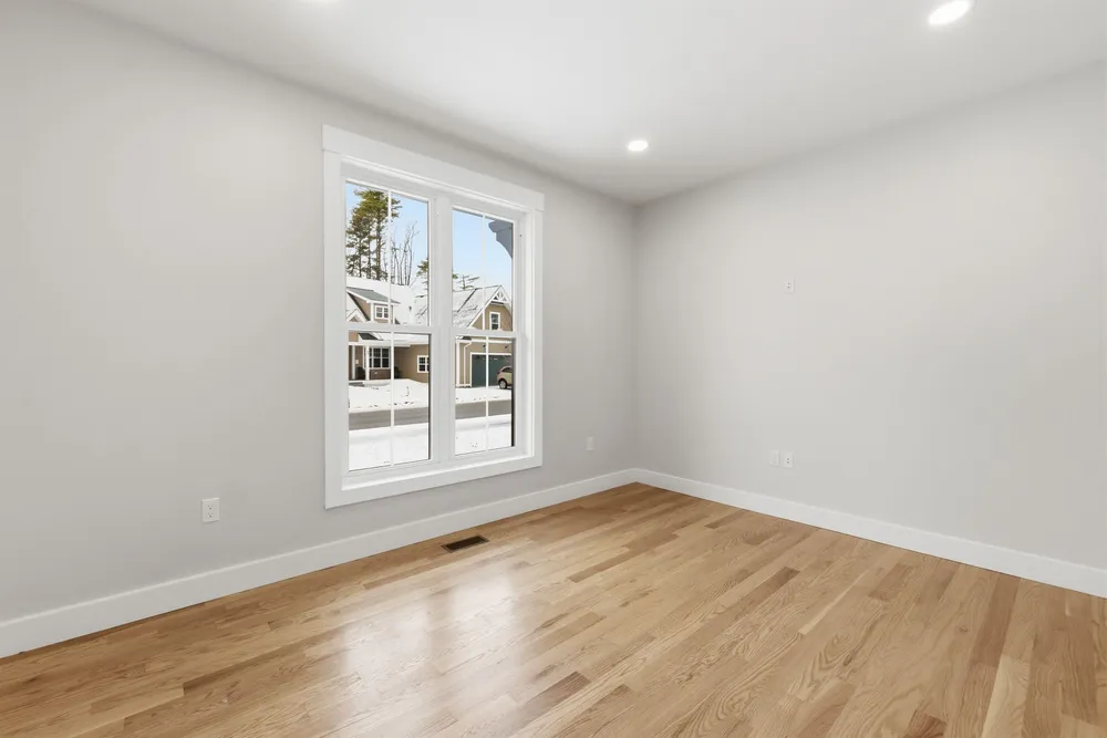 Lady Walsingham Way, Laconia, NH 03246