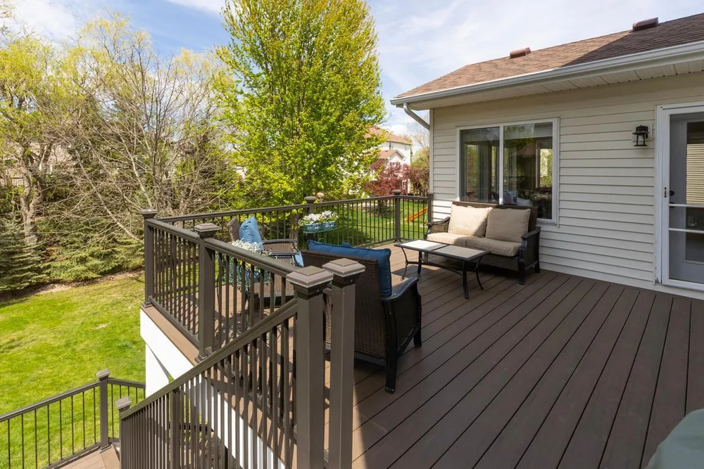 9724 Geisler Rd, Eden Prairie, MN 55347