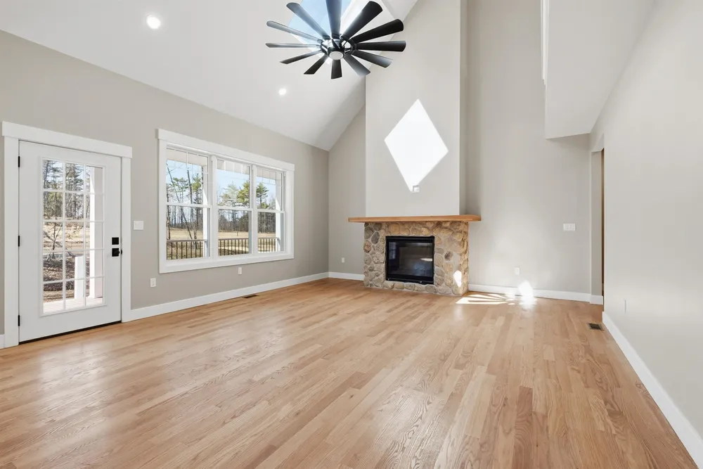 Lady Walsingham Way, Laconia, NH 03246