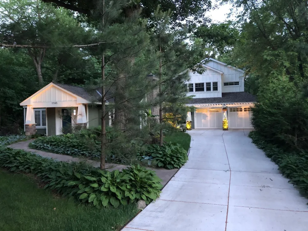 17145 9th Ave N, Plymouth, MN 55447