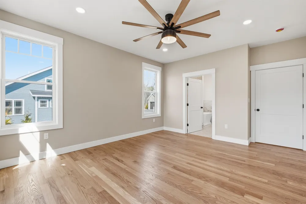 Lady Walsingham Way, Laconia, NH 03246