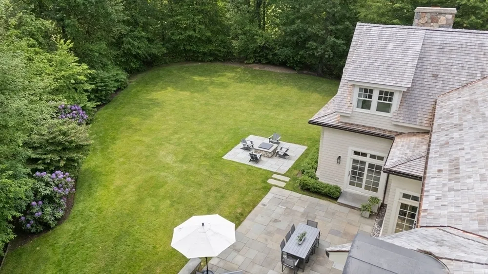 300 Glen Rd, Weston, MA 02493