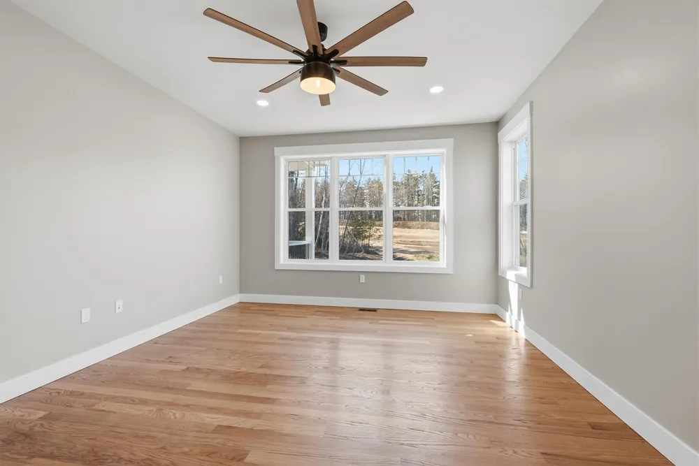 Lady Walsingham Way, Laconia, NH 03246