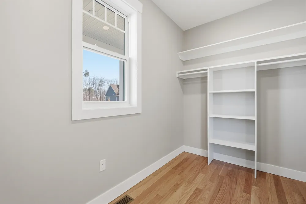 Lady Walsingham Way, Laconia, NH 03246