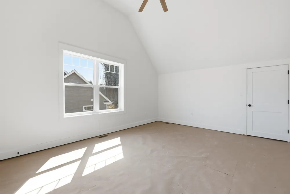 Lady Walsingham Way, Laconia, NH 03246