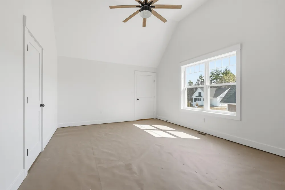Lady Walsingham Way, Laconia, NH 03246