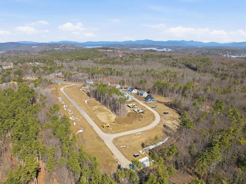 Lady Walsingham Way, Laconia, NH 03246
