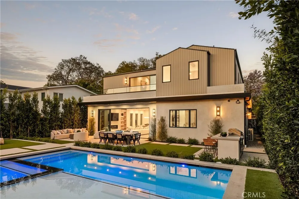 4133 Ventura Canyon Avenue, Sherman Oaks, CA 91423
