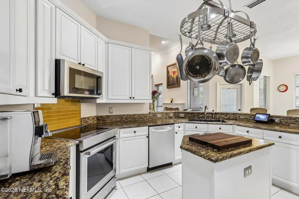 12633 Shoal Creek Ln N, Jacksonville, FL 32225
