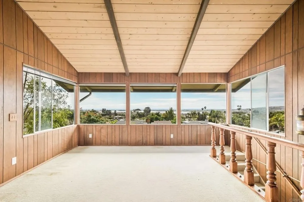 2552 Deerpark Dr, San Diego, CA 92110