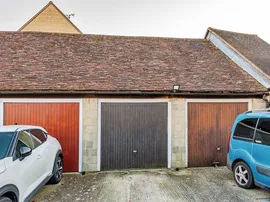 Lewin Close, Oxford thumb 2