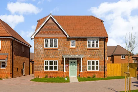 Charcoal Close, Alfold, Cranleigh, GU6