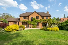 Hill Place, Farnham Common, SL2 photo 4