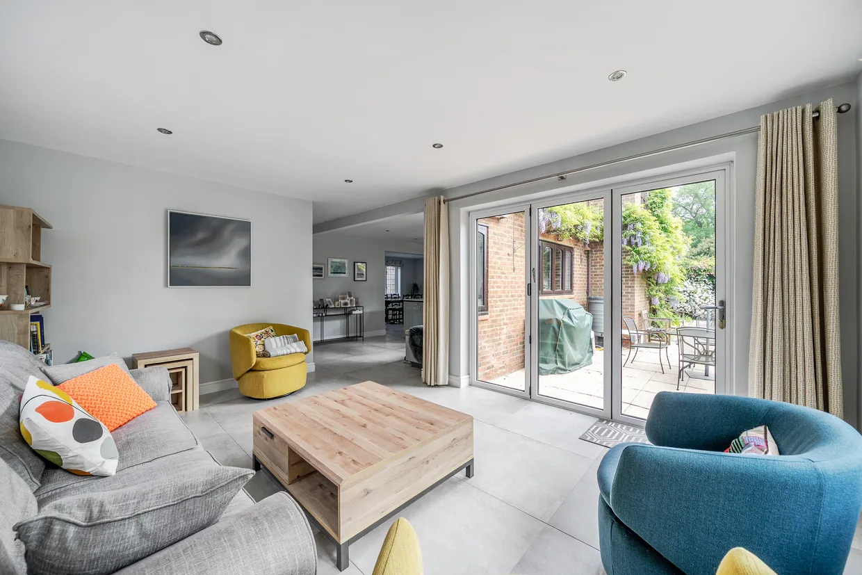 Hill Place, Farnham Common, SL2 photo 8