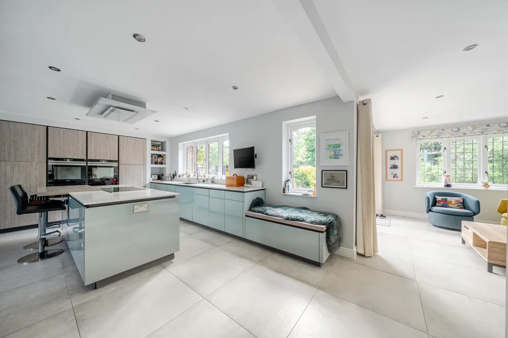 Hill Place, Farnham Common, SL2 photo 9