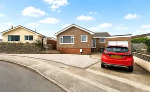 Northfields Lane, Brixham, Devon, TQ5 photo