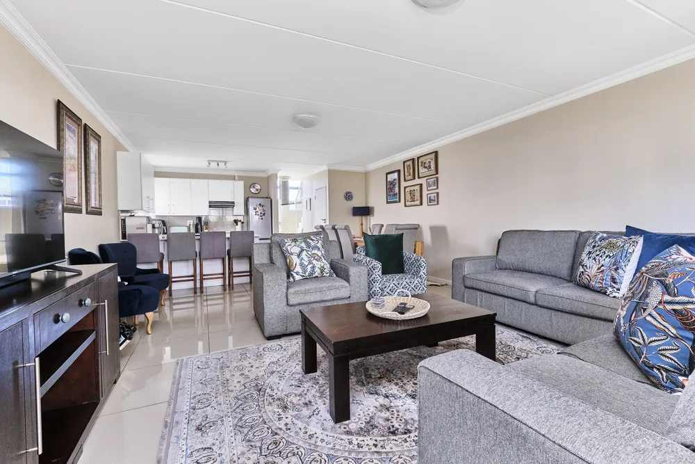 South Africa, Gauteng, Eagle Canyon Golf Estate, Ridge Road, 1010