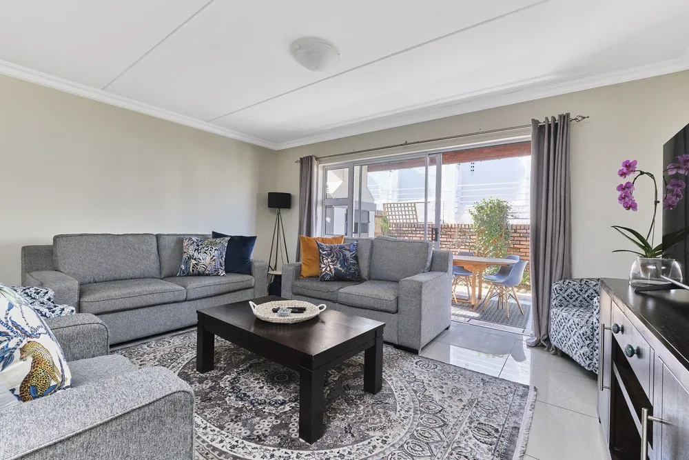 South Africa, Gauteng, Eagle Canyon Golf Estate, Ridge Road, 1010