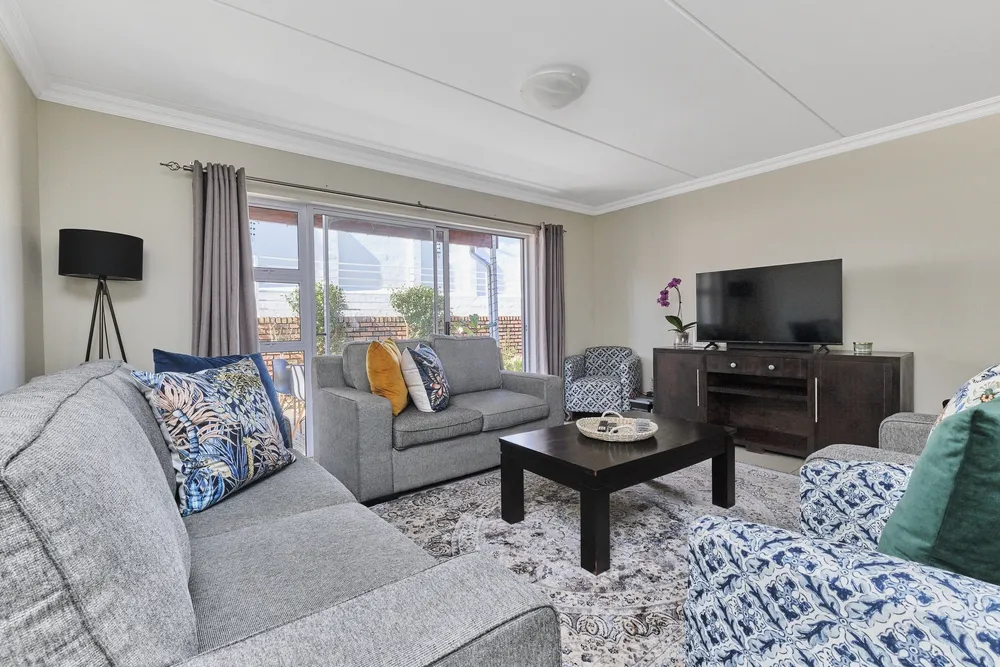 South Africa, Gauteng, Eagle Canyon Golf Estate, Ridge Road, 1010