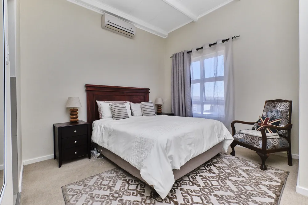 South Africa, Gauteng, Eagle Canyon Golf Estate, Ridge Road, 1010
