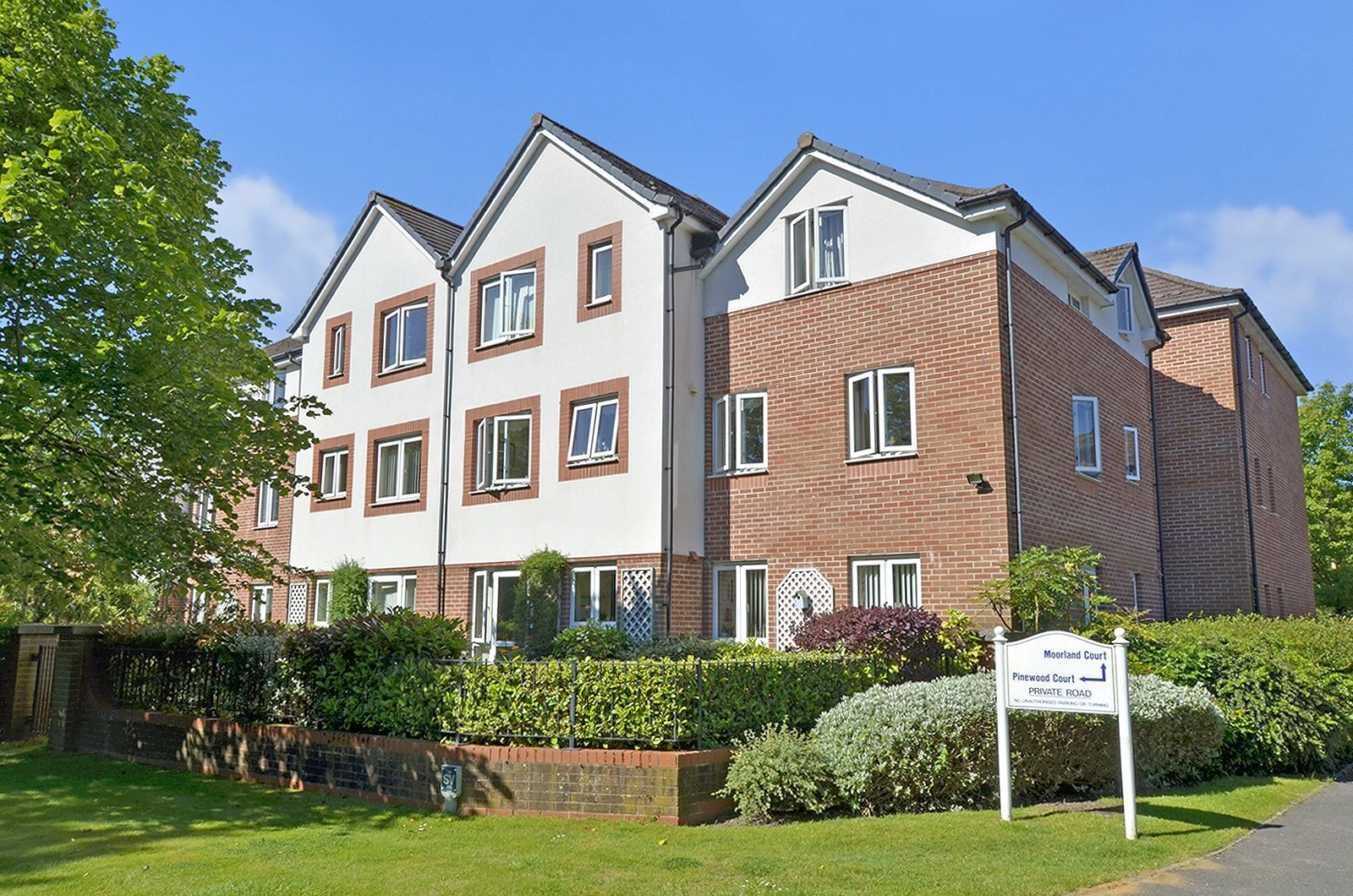 Pinewood Court, 179 Station Road, West Moors, Dorset, BH22 Image 12