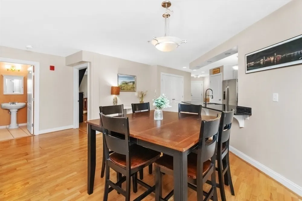 501 Commerce Dr, Braintree, MA 02184