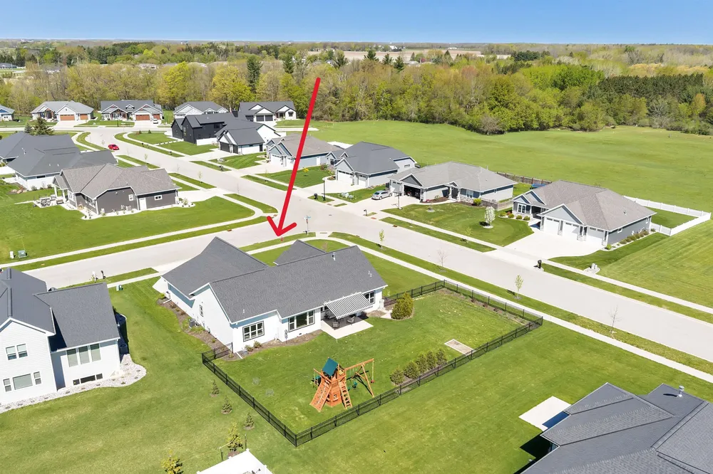 1636 Drusillas Way, Green Bay, WI 54313