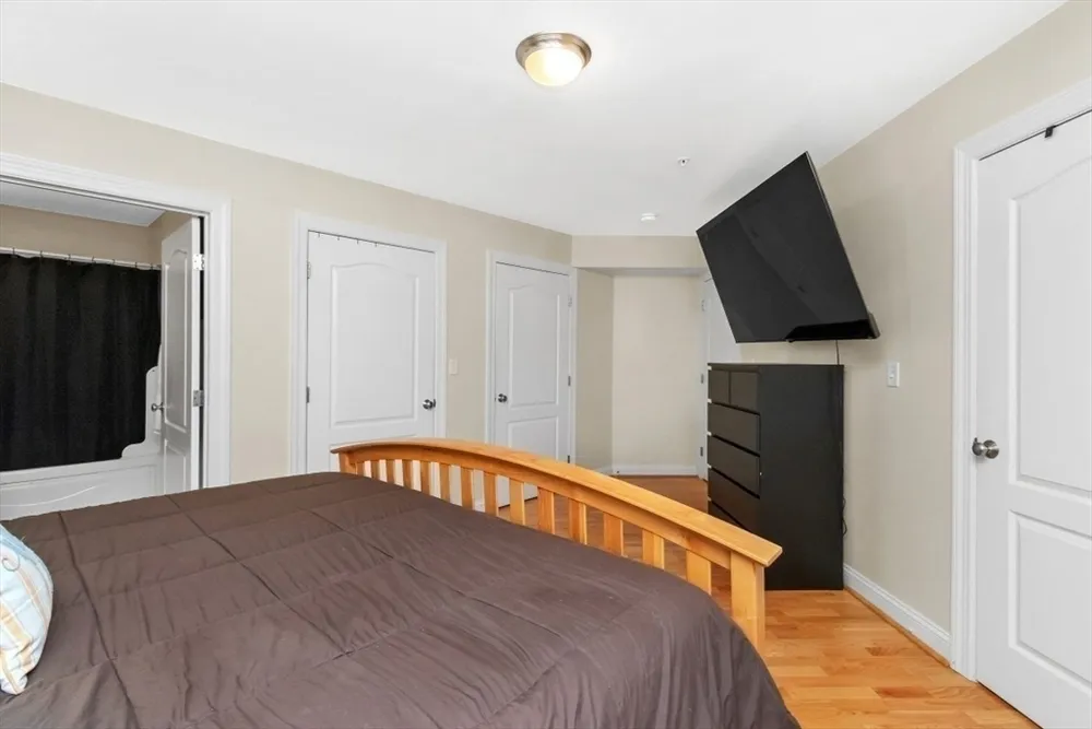 501 Commerce Dr, Braintree, MA 02184