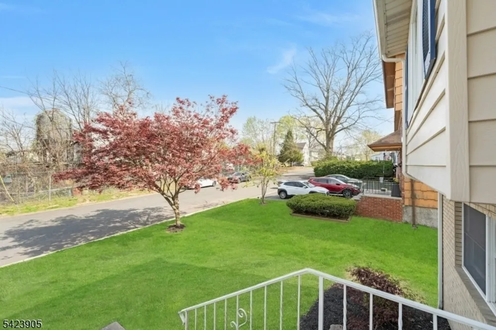 316 N 11th St, Kenilworth, NJ 07033