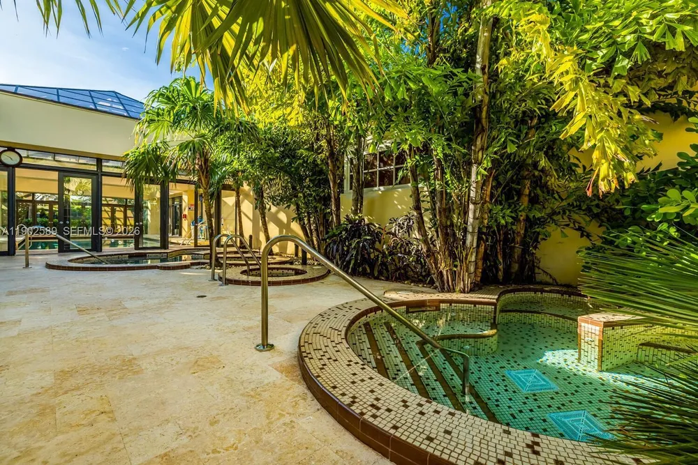 4000 TOWERSIDE TER, Miami, FL 33138