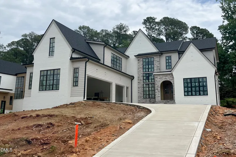 4112 Rockingham Dr, Raleigh, NC 27609
