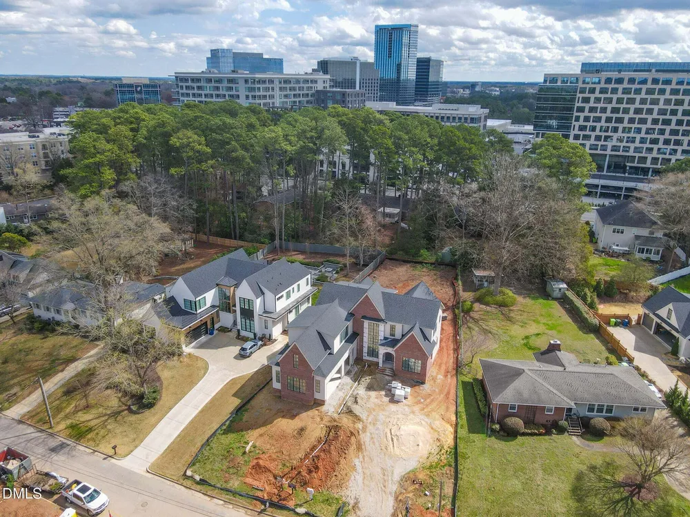 4112 Rockingham Dr, Raleigh, NC 27609