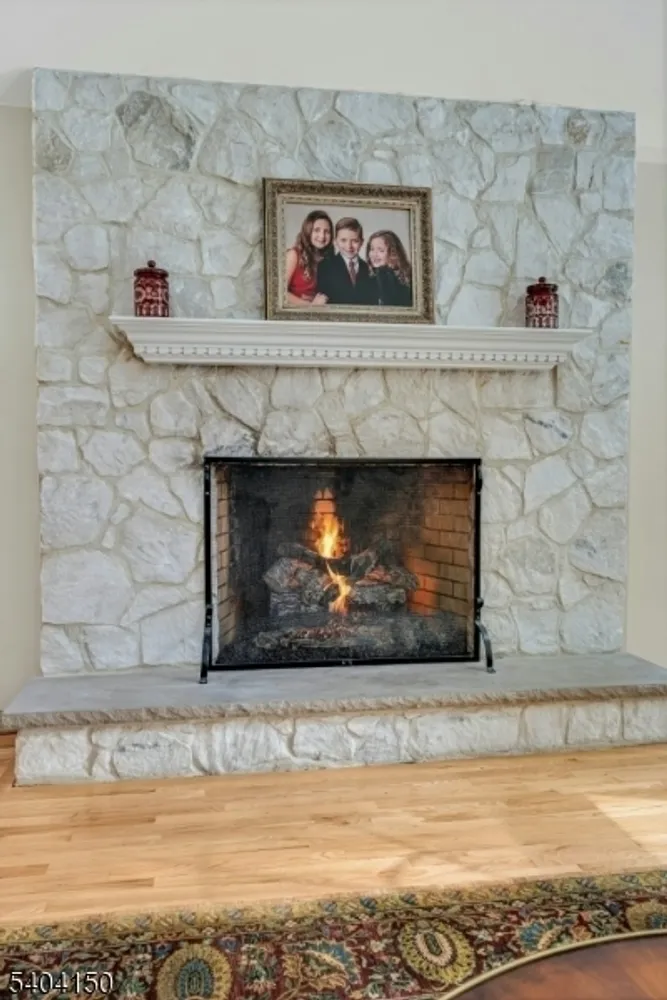 31 Garfield Ave, Madison, NJ 07940