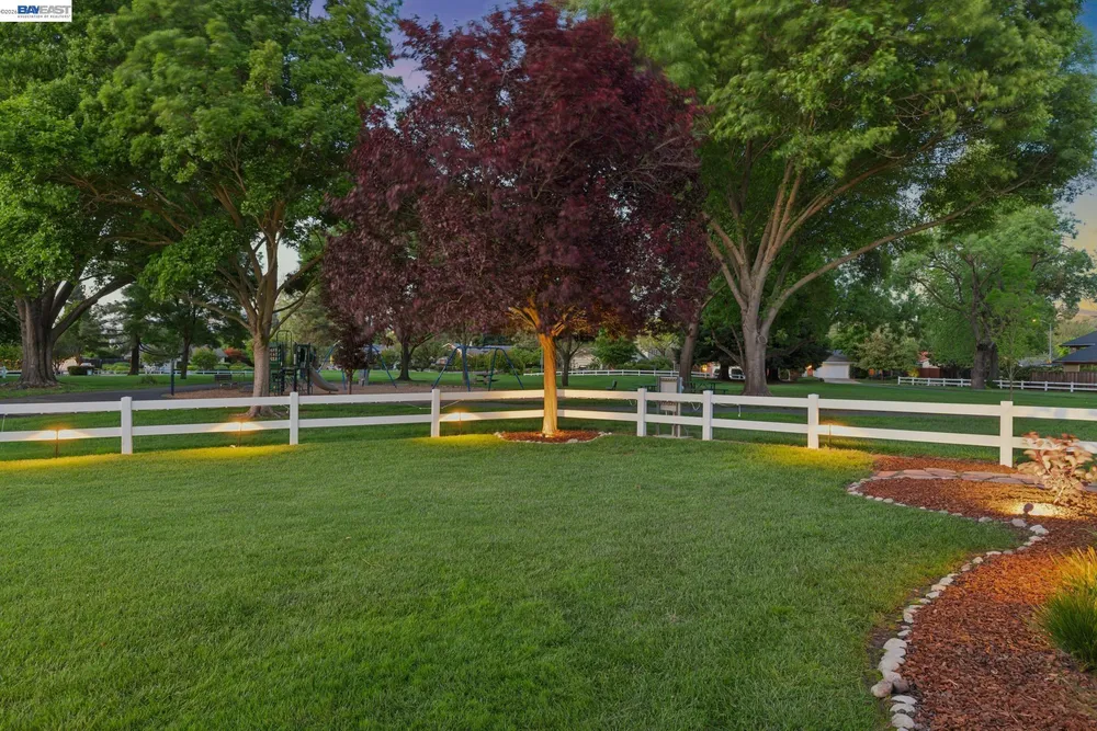 238 Delta Pl, Danville, CA 94526