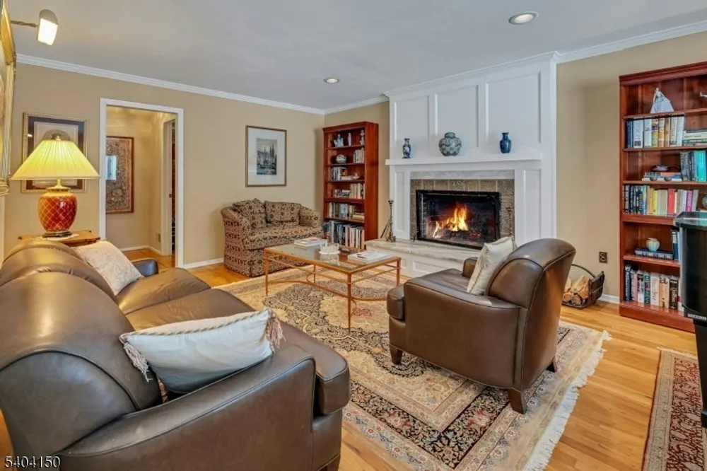 31 Garfield Ave, Madison, NJ 07940