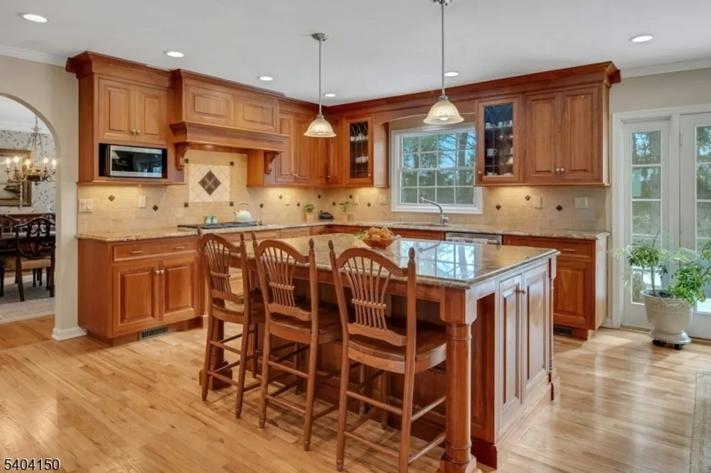 31 Garfield Ave, Madison, NJ 07940
