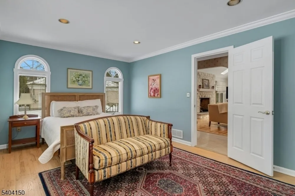 31 Garfield Ave, Madison, NJ 07940