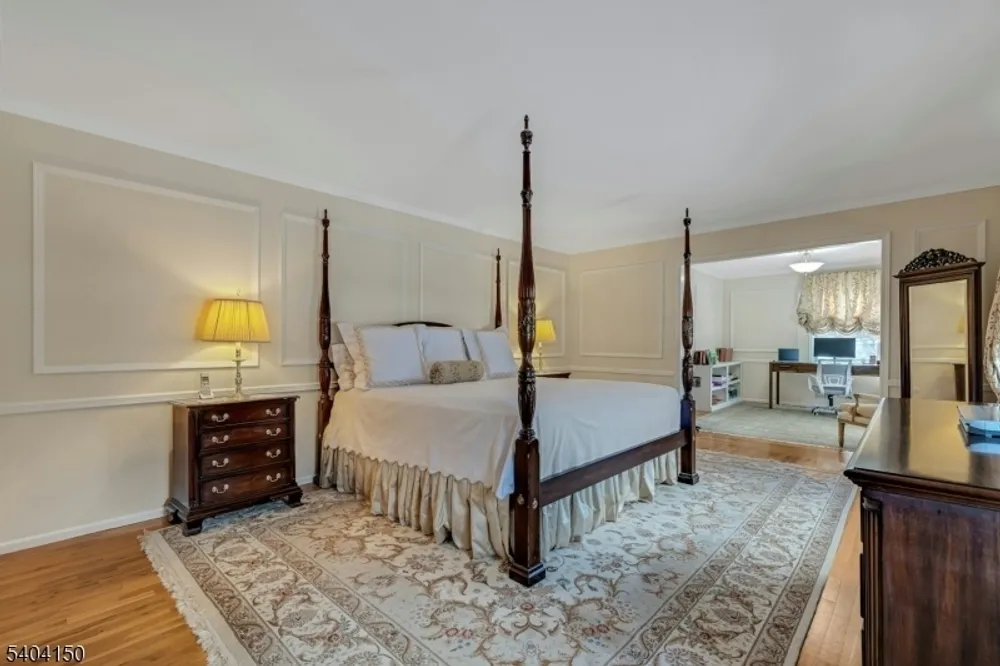 31 Garfield Ave, Madison, NJ 07940