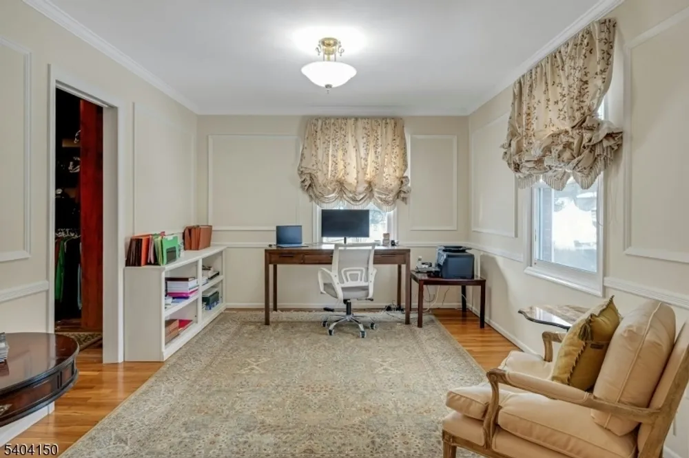 31 Garfield Ave, Madison, NJ 07940
