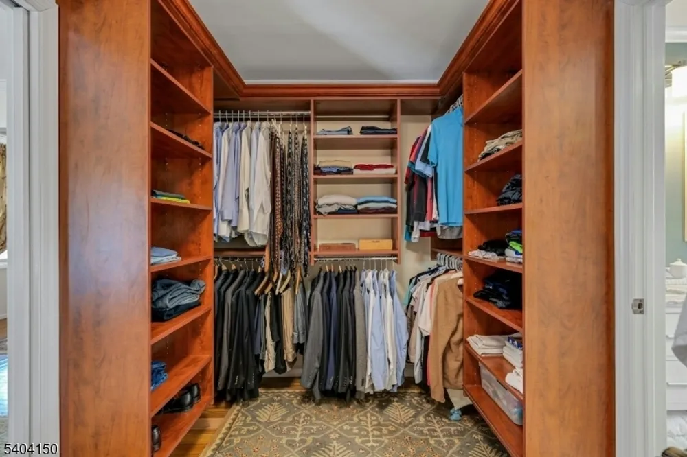 31 Garfield Ave, Madison, NJ 07940