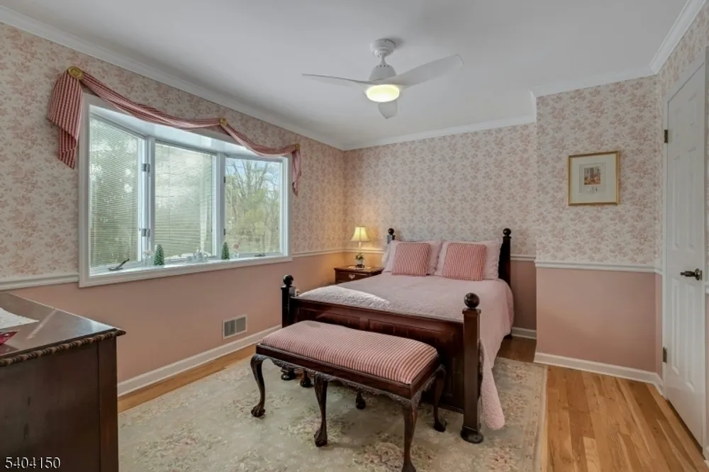 31 Garfield Ave, Madison, NJ 07940