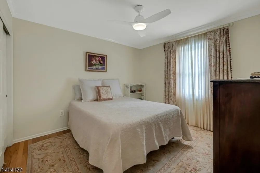 31 Garfield Ave, Madison, NJ 07940
