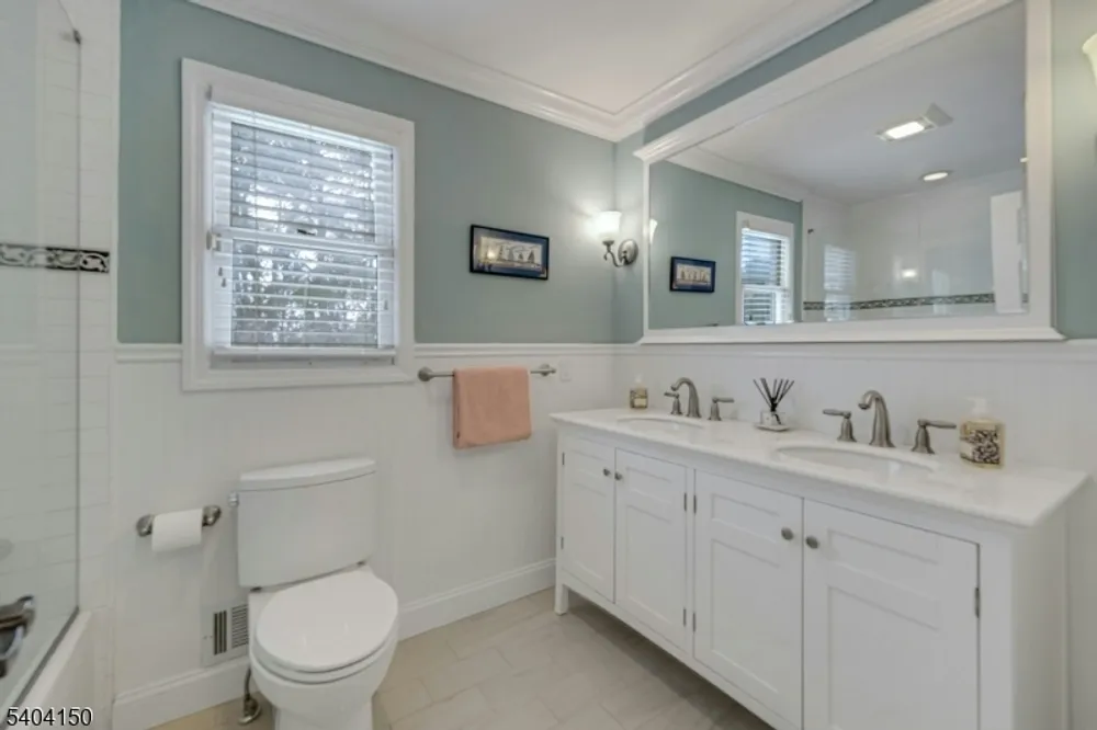 31 Garfield Ave, Madison, NJ 07940