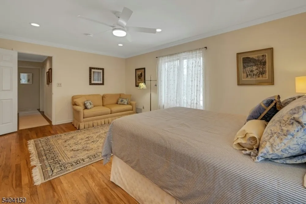 31 Garfield Ave, Madison, NJ 07940
