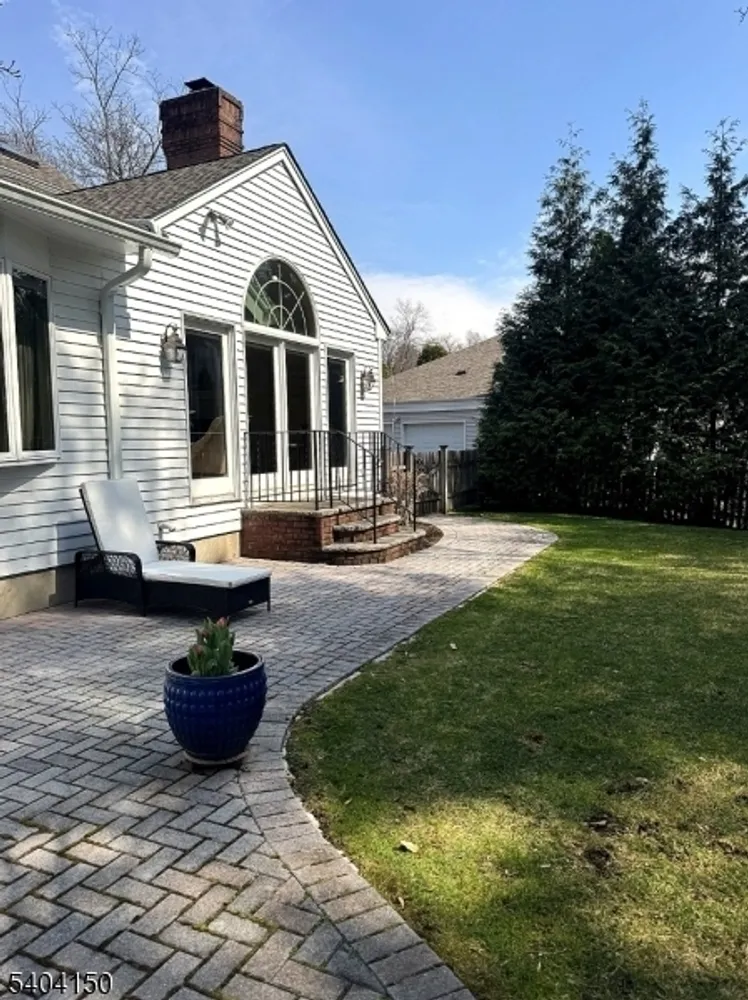 31 Garfield Ave, Madison, NJ 07940