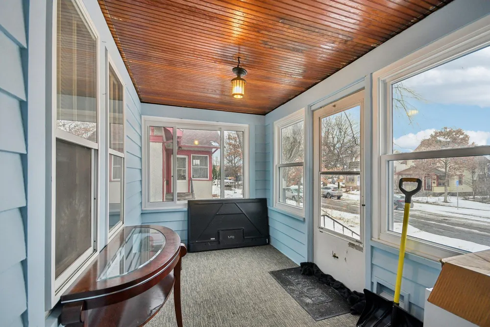 850 Clear Ave, St Paul, MN 55106