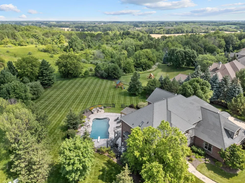 2730 E Apple Hill Blvd, Appleton, WI 54913