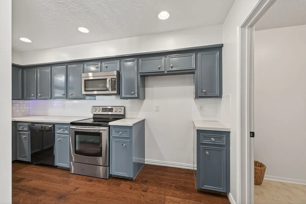 10707 Boardwalk St, Houston, TX 77042