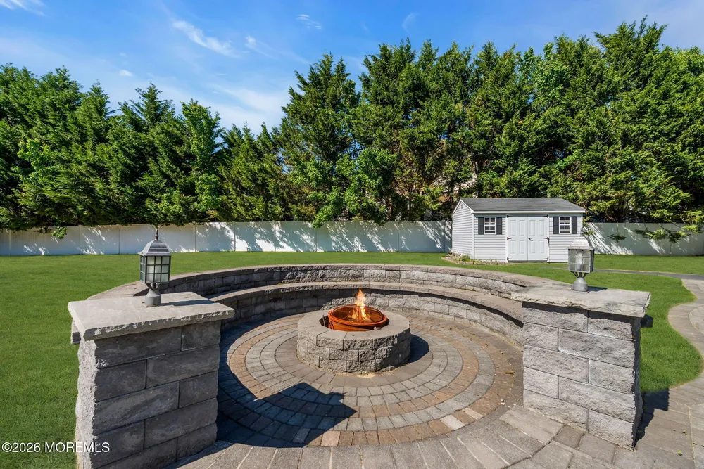 12 Standish Dr, Ocean, NJ 07712